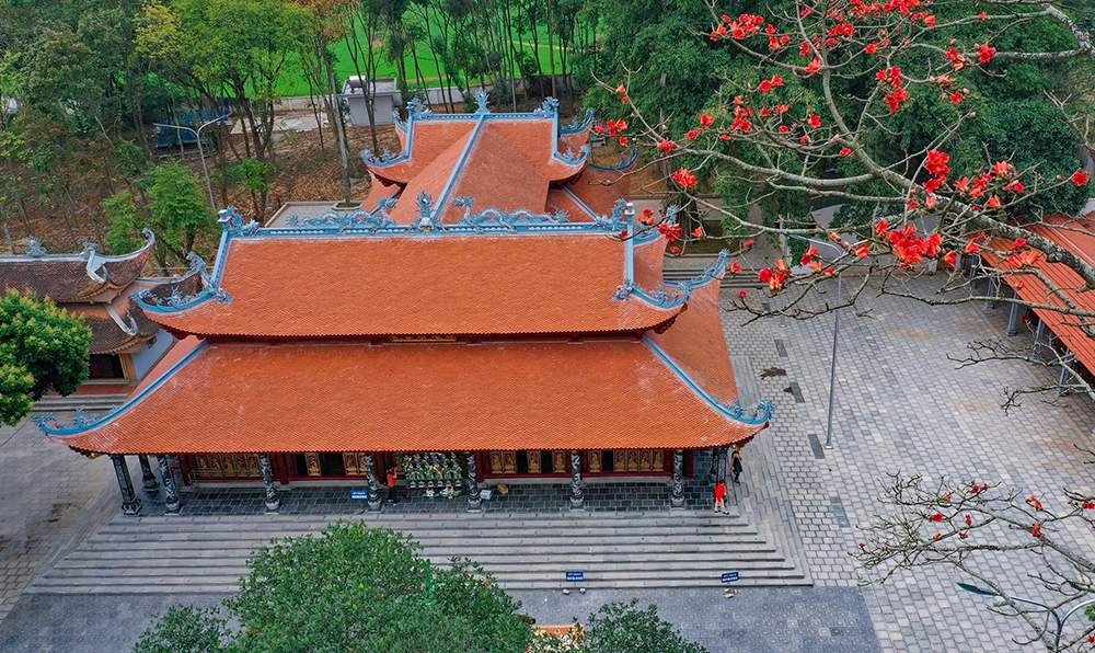 Đền Mẫu Đông Cuông – Ngôi đền tâm linh thờ mẫu tại Yên Bái